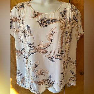 Liz Claiborne, Women's Plus Size 1X, White with Paisley Print, Blouse